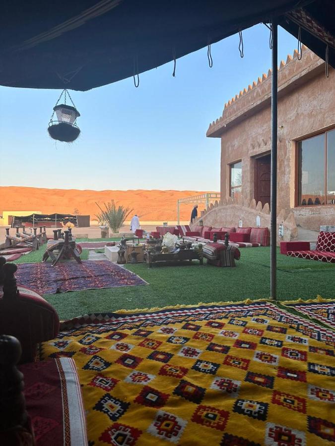 Safari Desert Camp Shāhiq